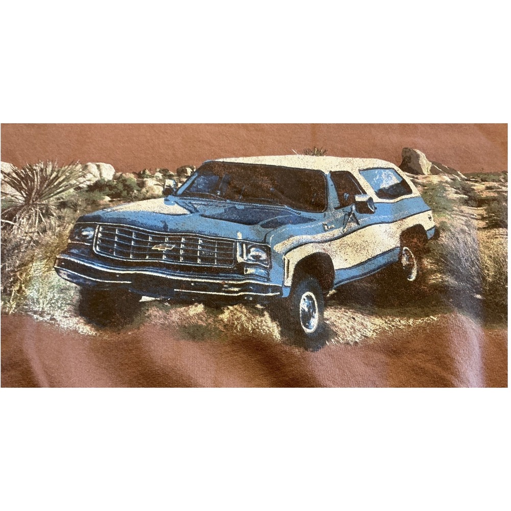GM Official 75 Chevy K5 Blazer Graphic Sweatshirt Large Brown Truck Crewneck